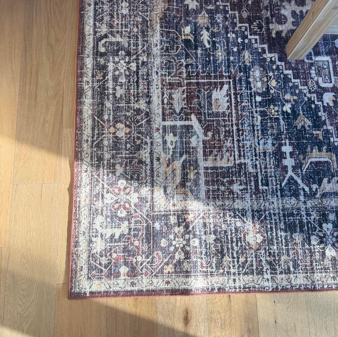 Currant and Harvest MM-17 Machine Washable Rug