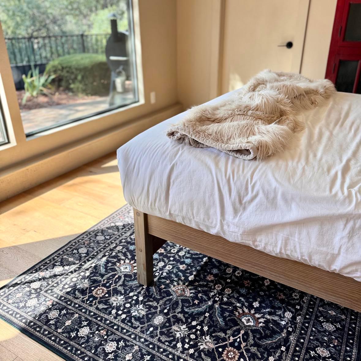 Sable and Blooms MM-15 Machine Washable Rug